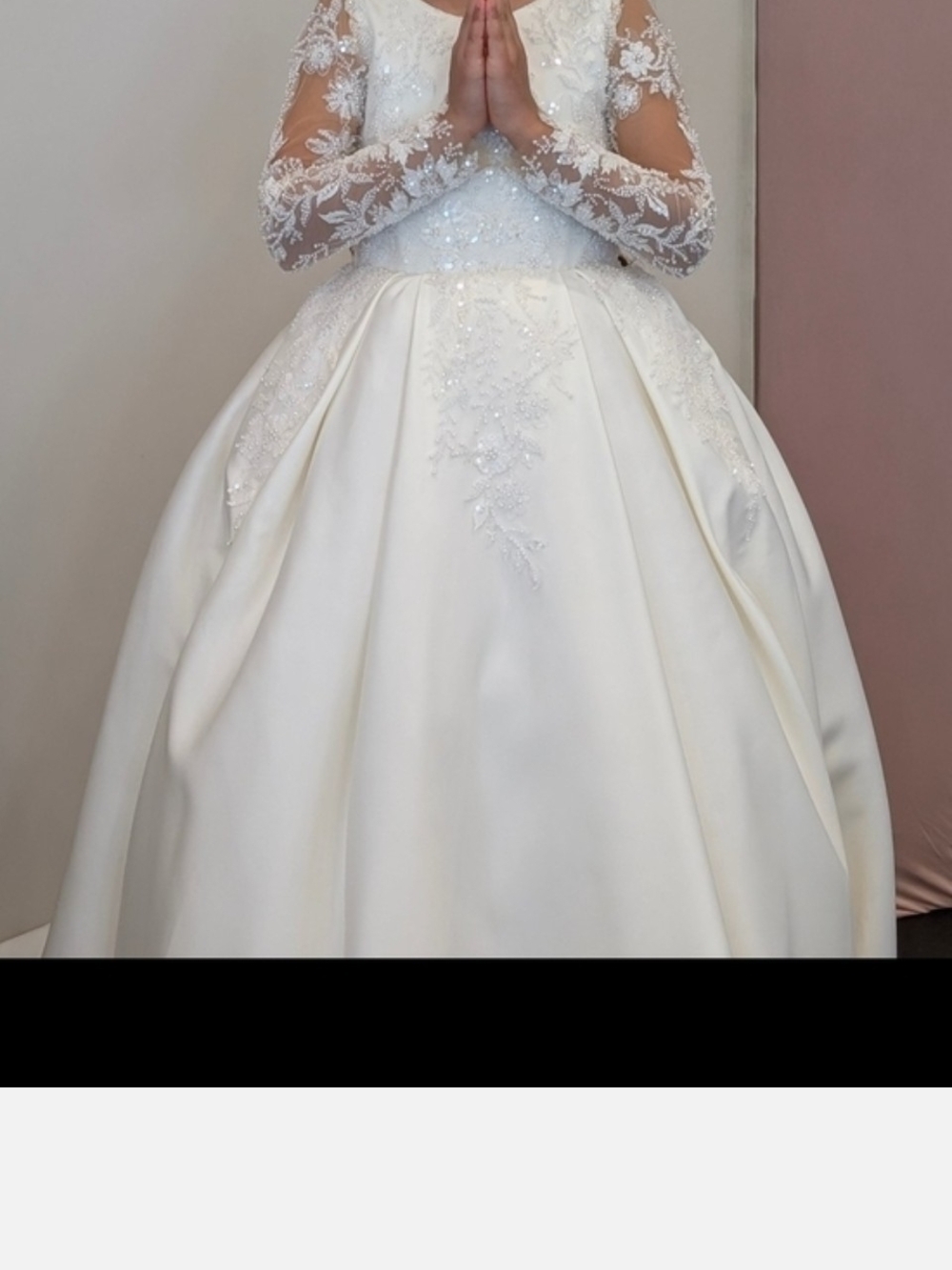 STUNNING DRESS